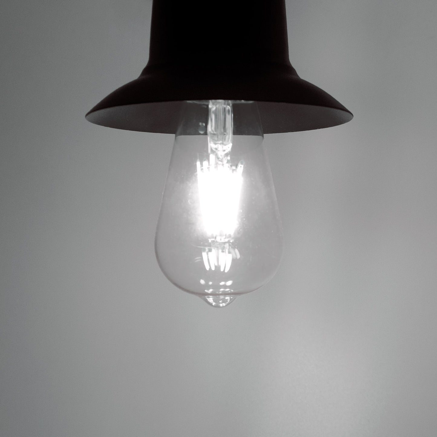 ST64 Vintage Style Dimmable E27 8W LED Filament Pear Light Bulb