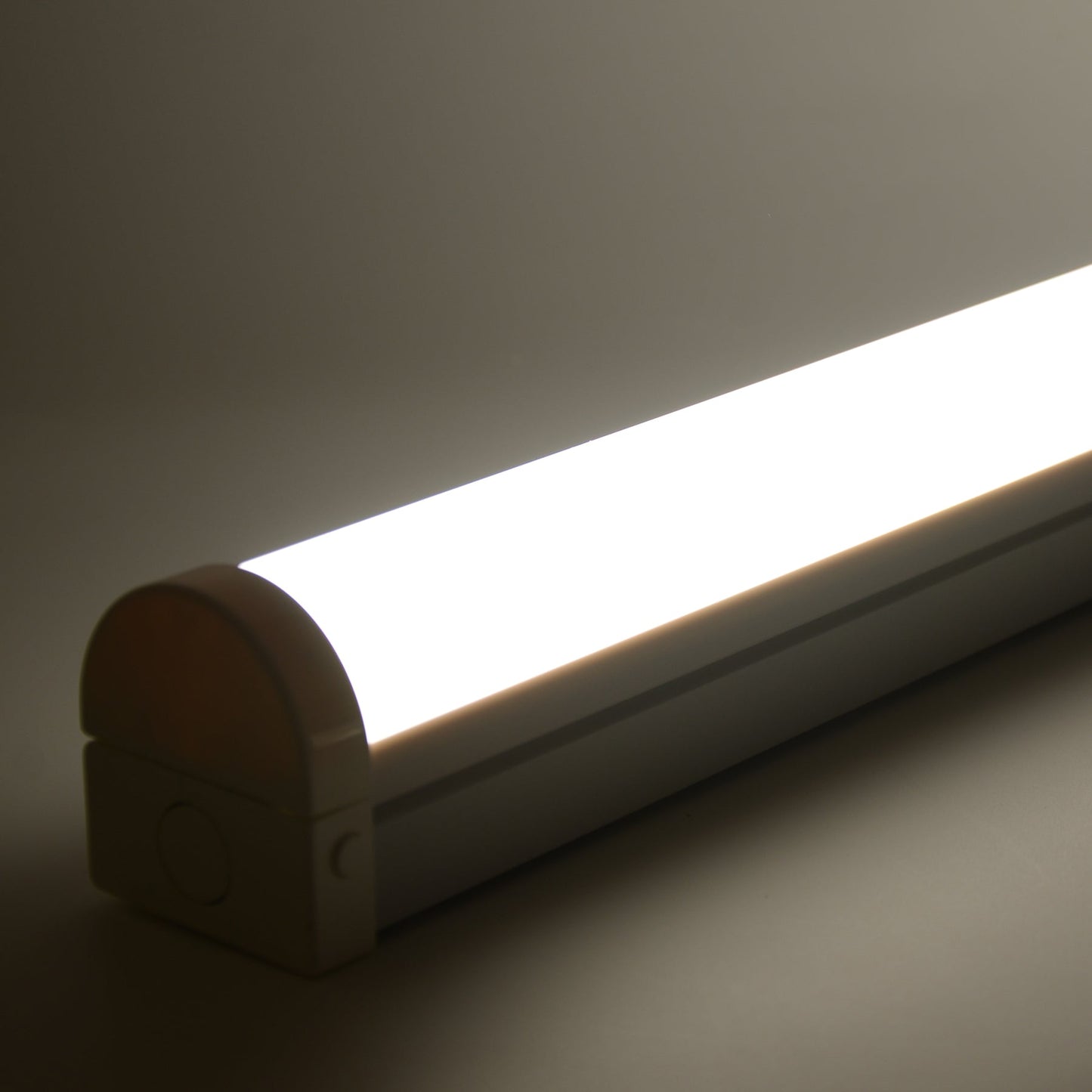  LED Nova Batten Light With Microwave Sensor 3CCT 3 Powers