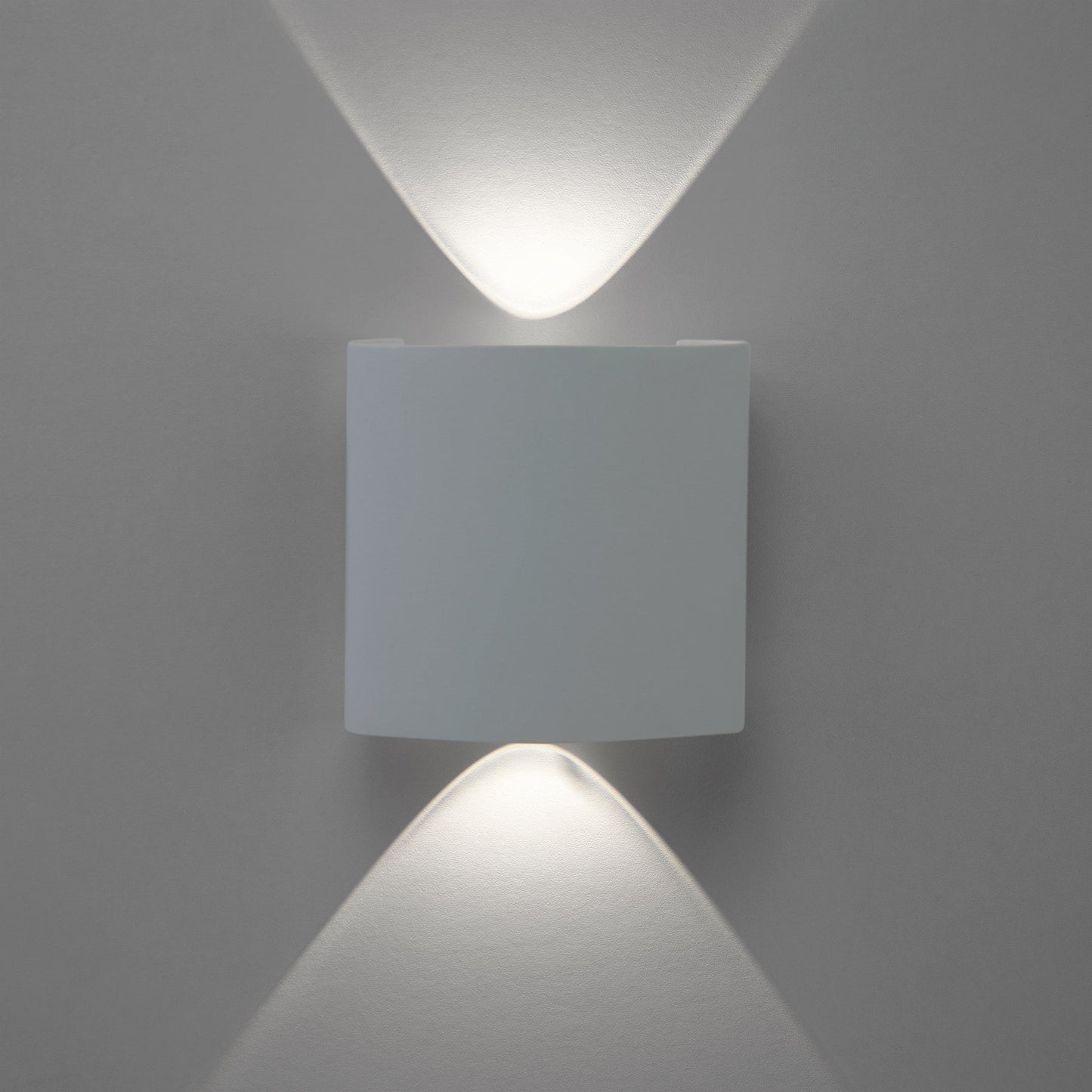 White 2W LED Up And Down Wall Light (WL-T2)