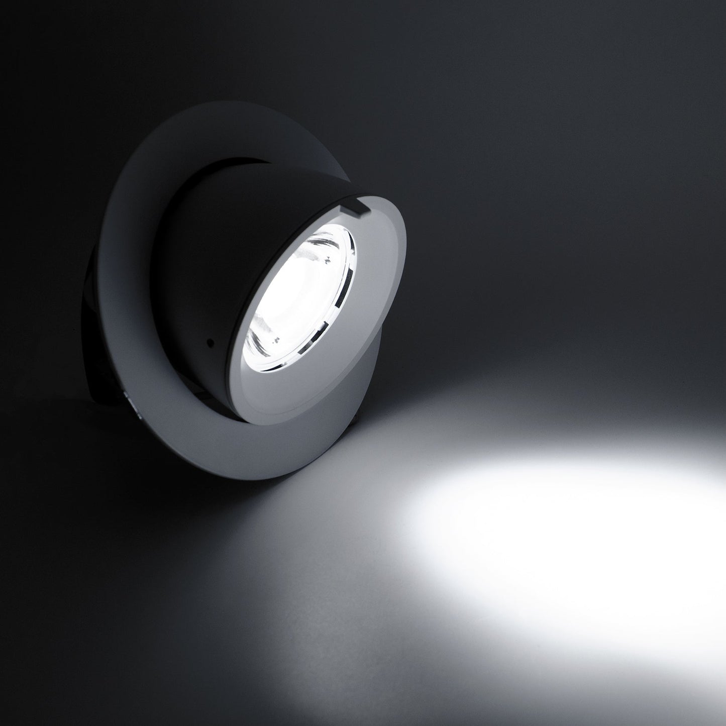  Directional Adjustable LED Gimbal Scoop Downlight
